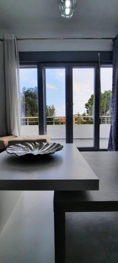 Νεόκτιστη Βίλα, Χώρα Πυθαγορείου Pythagóreion Exteriör bild