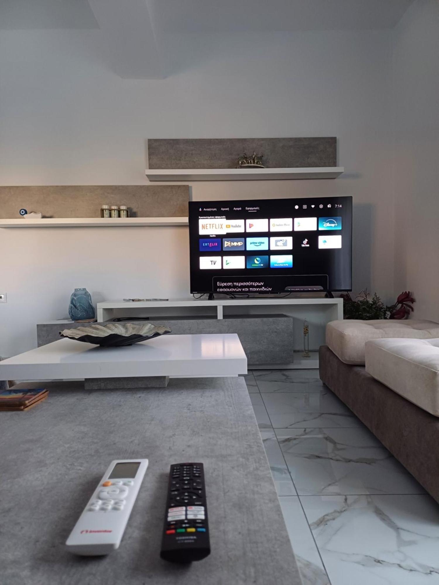 Νεόκτιστη Βίλα, Χώρα Πυθαγορείου Pythagóreion Exteriör bild